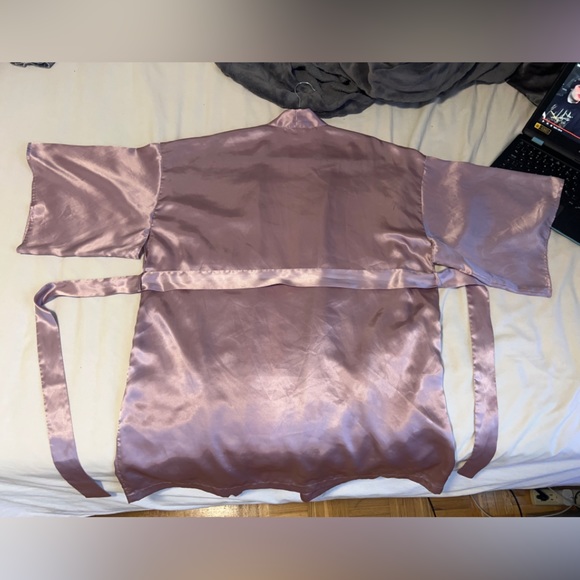 Pink/Purple Satin Robe - Picture 2 of 9